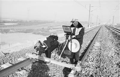 進入軌道靜態(tài)精調(diào)階段 銀西高鐵預(yù)計年內(nèi)開通