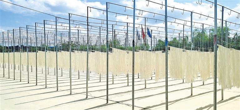 方大幫扶見(jiàn)成效 全忠薯品貨暢銷