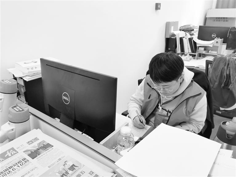 關注人口普查丨5天入戶300多戶 這位普查員真棒！