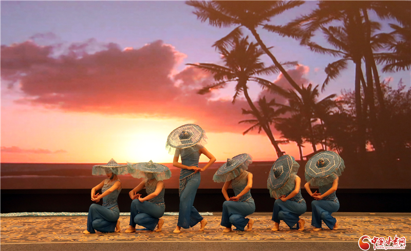 “暖冬遇見北?！背鞘型平橄盗谢顒?dòng)走進(jìn)蘭州