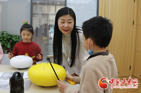 【聚焦2021甘肅兩會】 我給代表委員捎句話:社區(qū)小天地服務大文章（圖）