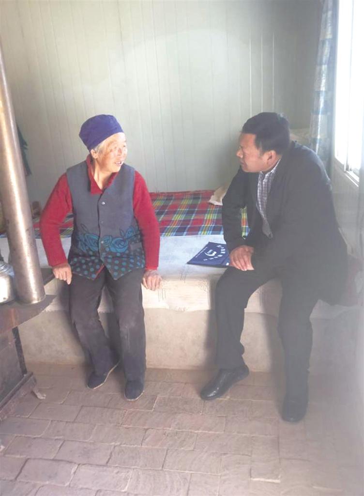 榆中縣扶貧開(kāi)發(fā)辦公室黨組書(shū)記、主任王國(guó)福：建言獻(xiàn)策當(dāng)助手 沖鋒陷陣排頭兵