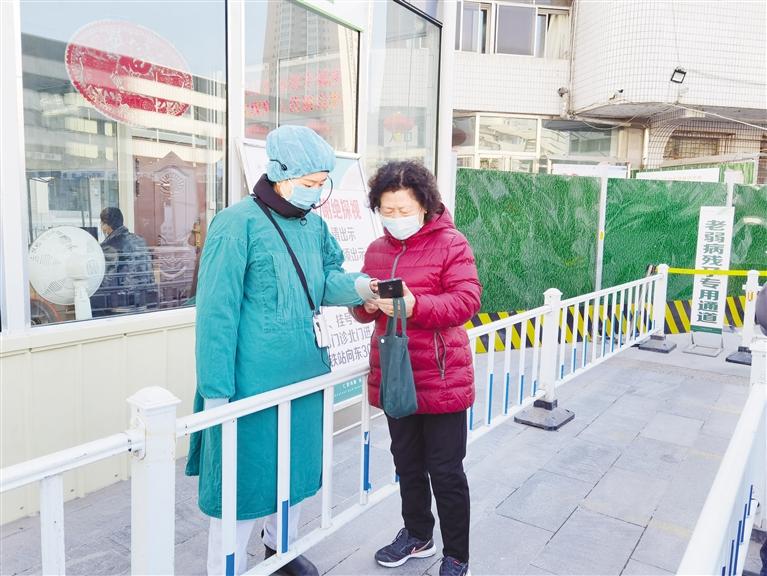 智能生活下，老年人的“數(shù)字鴻溝”如何跨越？