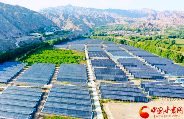 【奮斗百年路 啟航新征程 脫貧攻堅答卷】以村為家，把貧困戶當(dāng)家人——記全國脫貧攻堅先進(jìn)個人錢有