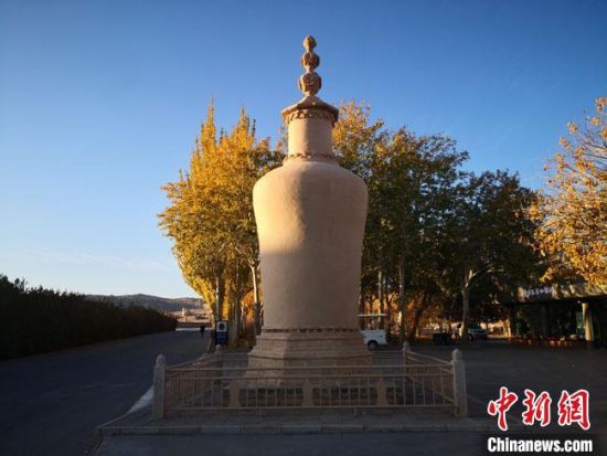 圖為2020年11月，沐浴在晨光中的莫高窟道士塔。(資料圖) 馮志軍 攝