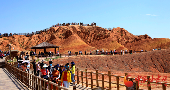 端午假期張掖共接待游客87.05萬人次，實現(xiàn)旅游收入4.64億元