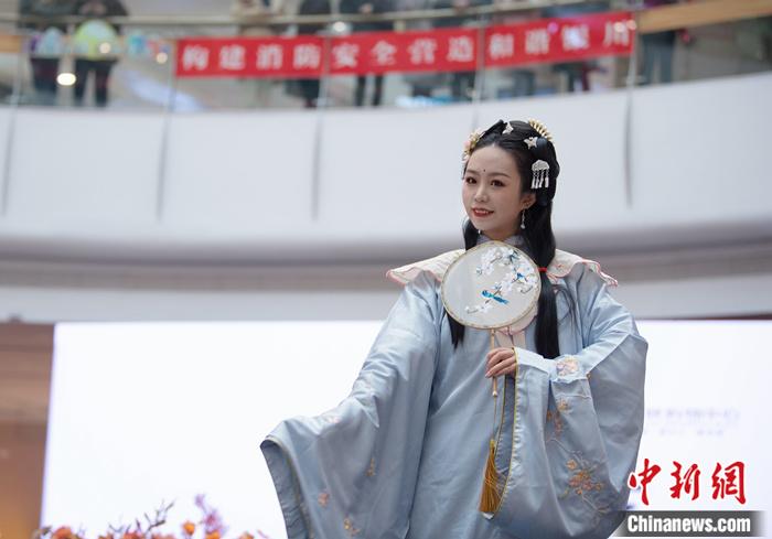 點擊進(jìn)入下一頁