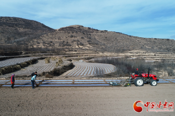 【小康圓夢·看甘肅】靜寧縣農(nóng)業(yè)機械化跑出80萬畝秋覆膜“加速度”