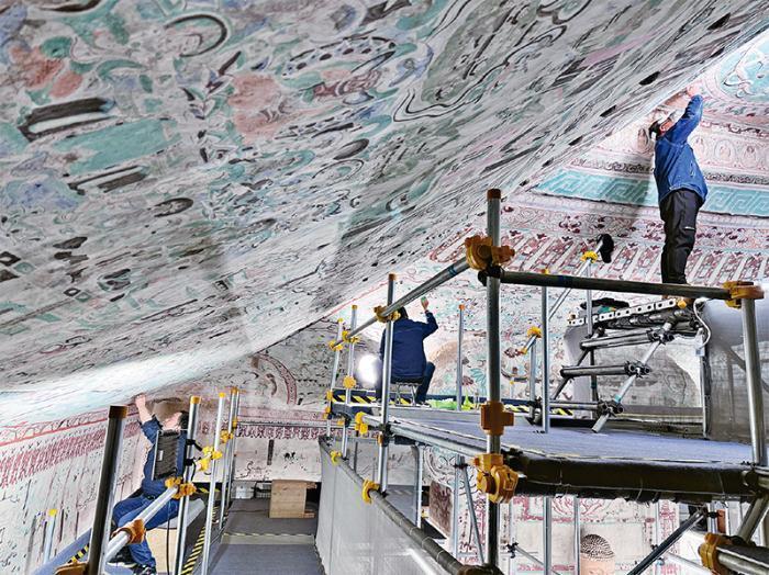 莫高窟第55窟文物修復現(xiàn)場(敦煌研究院提供)