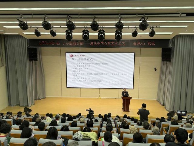 《了不起的石窟》新書分享會(huì)在國(guó)家圖書館舉行